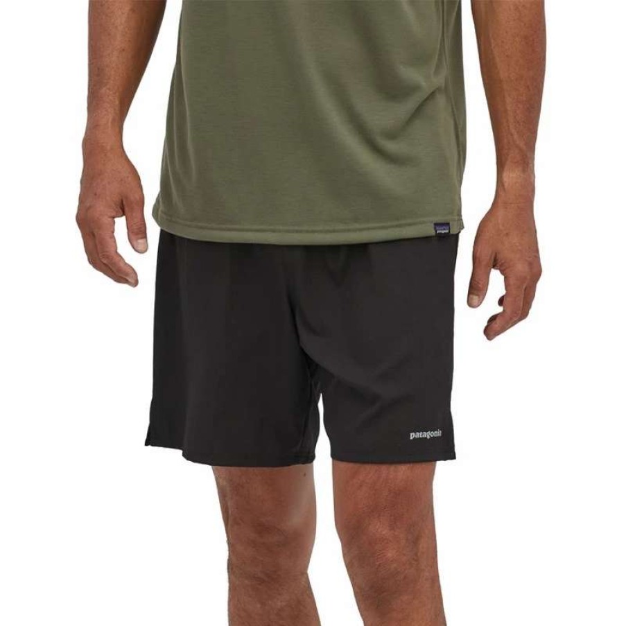 Bottoms * | Patagonia Men'S Strider Running 7In Shorts Blk